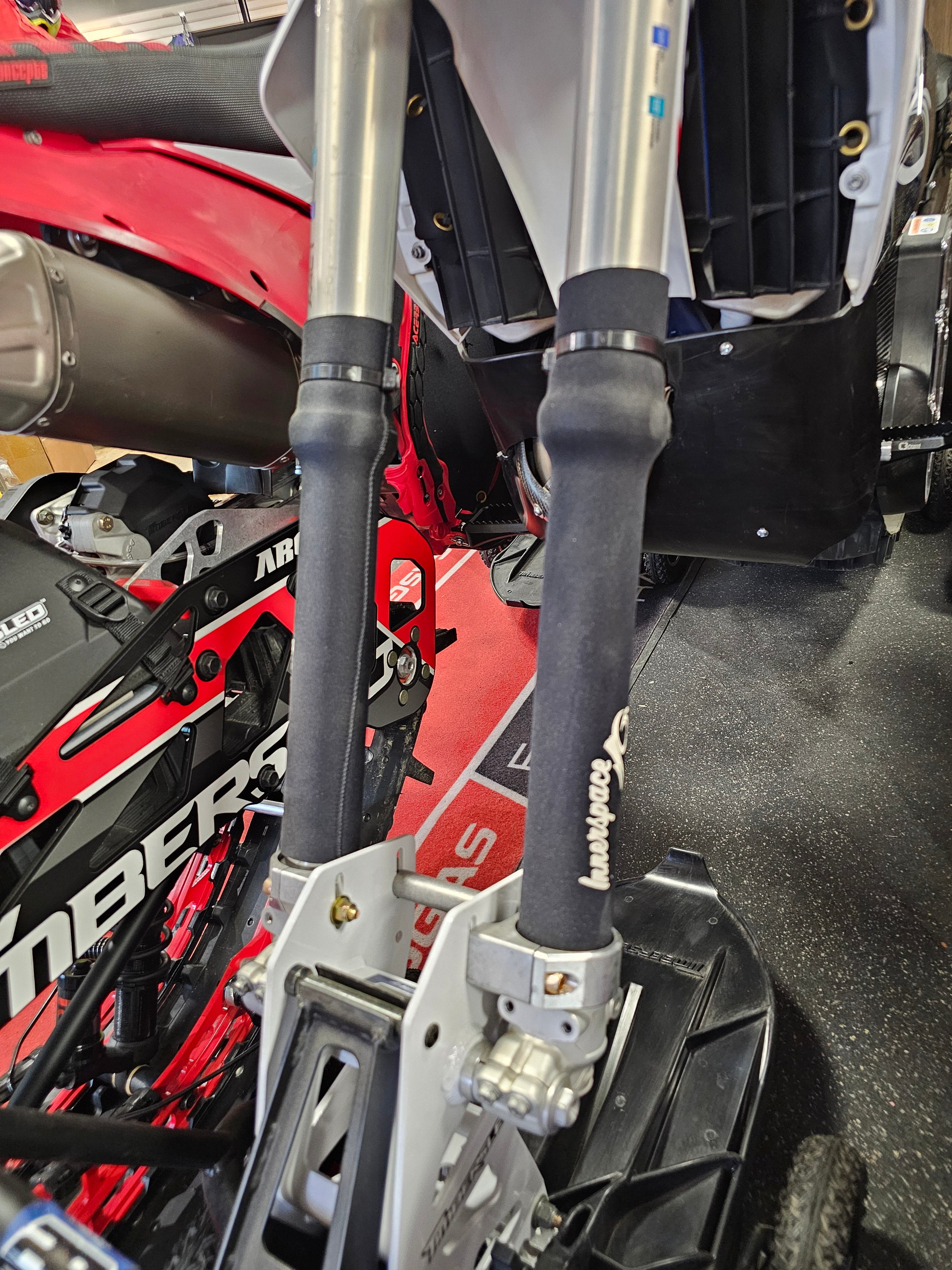 Okanagan Snowbikes | Fork Sleeves - Okanagan Snowbikes