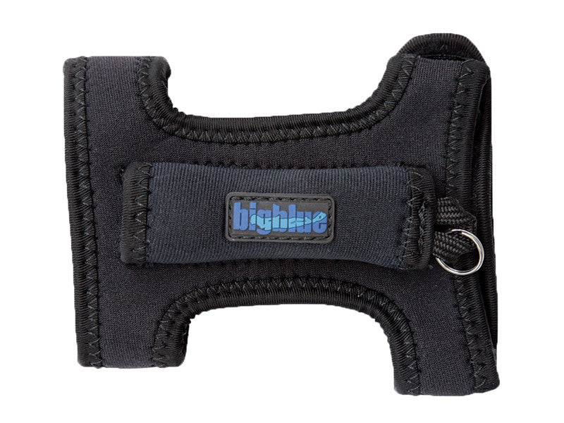 Black dog harness with 'BigBlue' logo on a white background